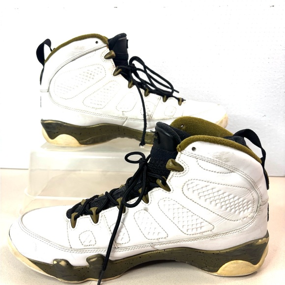 Air Jordan High Top Sneakers 10 Vintage